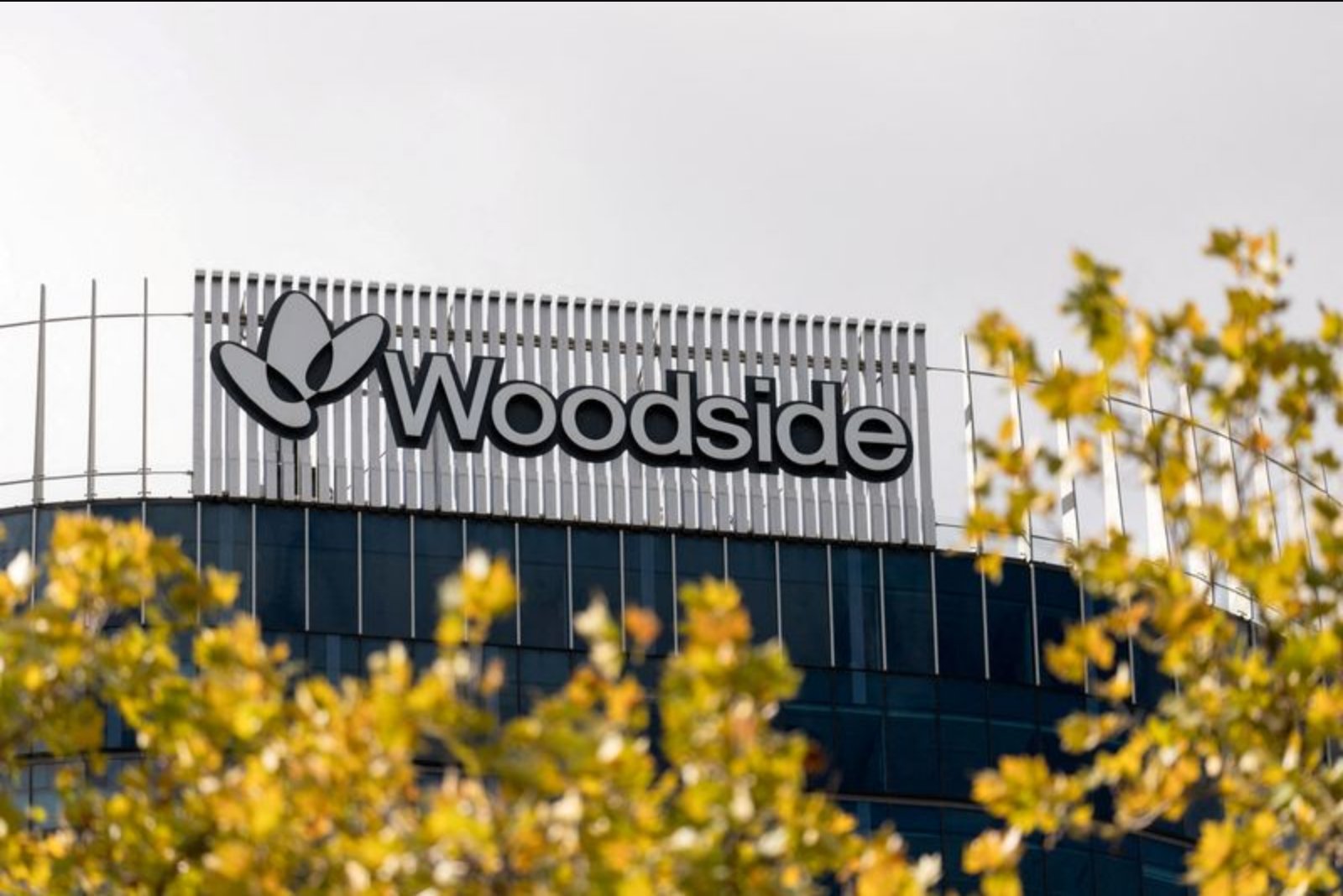 Woodside Posts Strong Q4 Revenue and Record Output, But Flags Lower 2026 Production