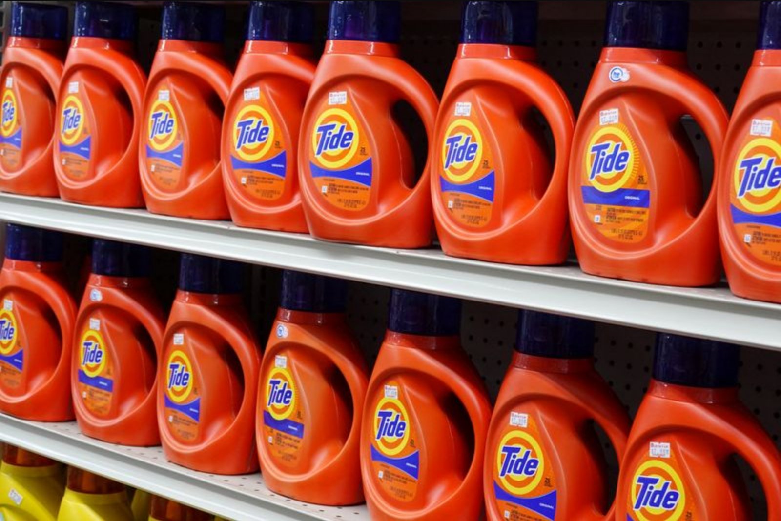 P&G Faces Sixth Consecutive Gross Margin Slide as Iran Conflict Adds Cost Pressure