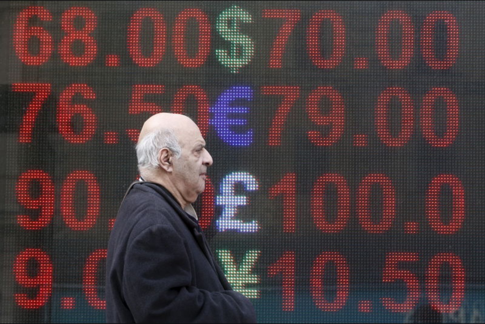 UBS: Swedish krona's recent surge may be overextended; EUR/SEK seen rebounding before resuming decline