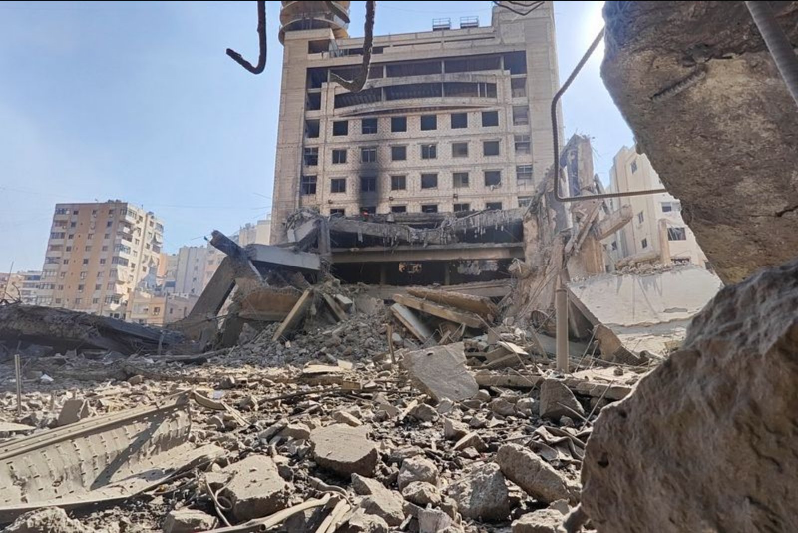 Israel Moves Additional Troops into Southern Lebanon, Citing Defensive Needs