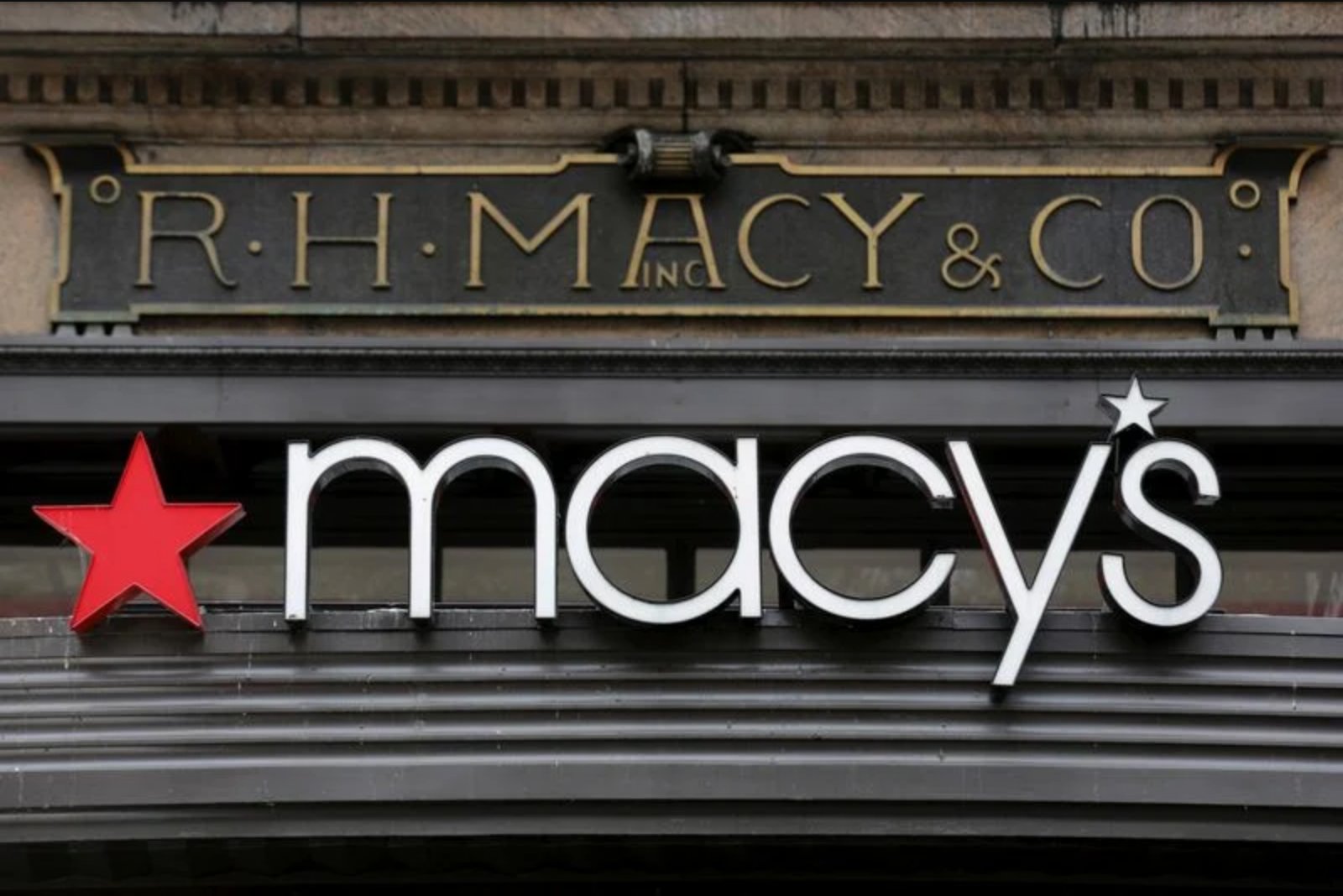 Macy's Lifts Annual Guidance as Luxury Brands Fuel First Quarterly Sales Gain in Nearly Four Years