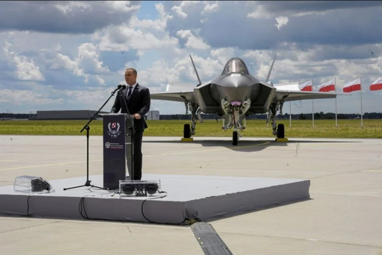 U.S. to Provide Poland with Additional $4 Billion Military Loan as F-35s Make Inaugural Flight
