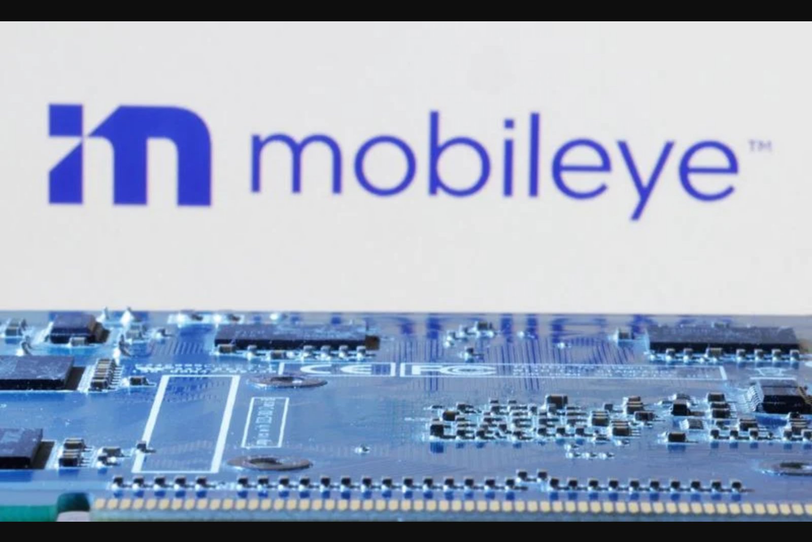 Mobileye to Operate Its Own U.S. Robotaxi Fleet, Eyes Rapid Scale-Up