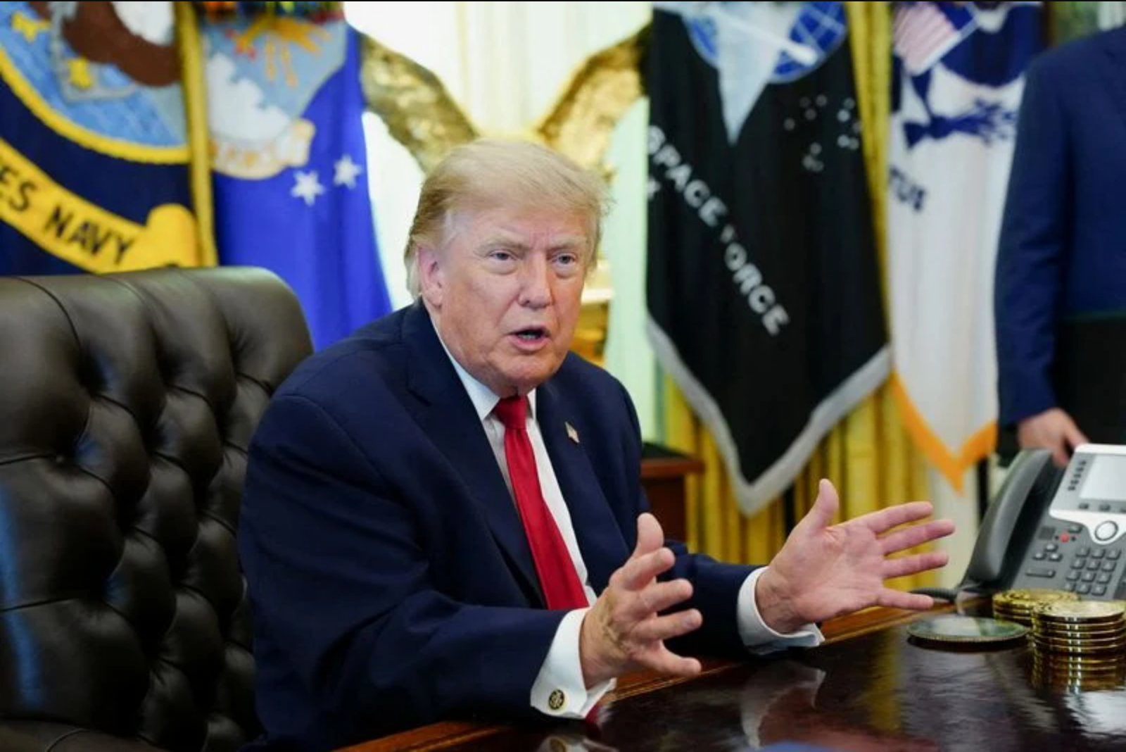 Financial disclosure shows Trump obtained more than $50 million pledged-asset loan from Schwab