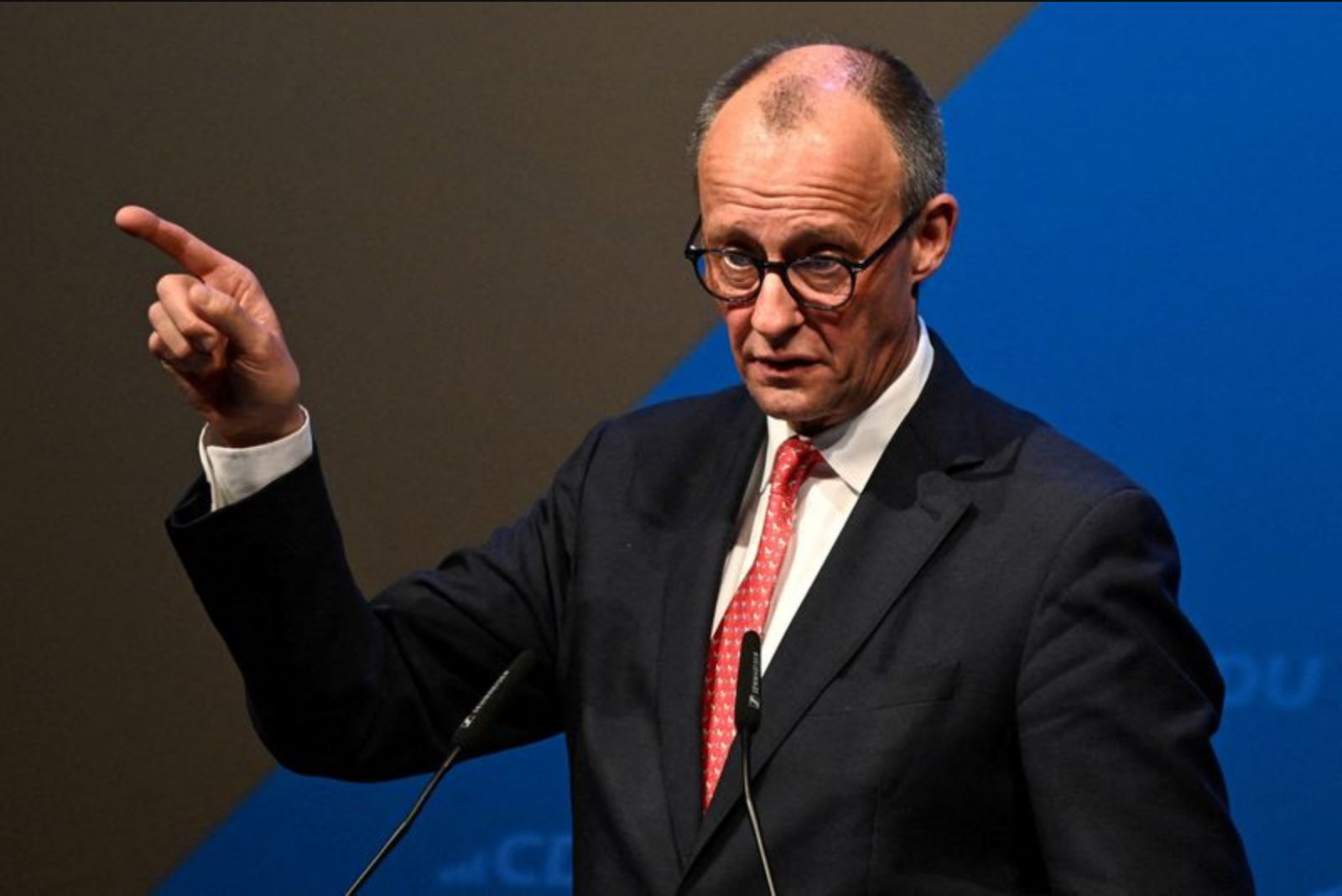 Chancellor Merz Travels to China with Business Leaders to Rekindle Economic Ties