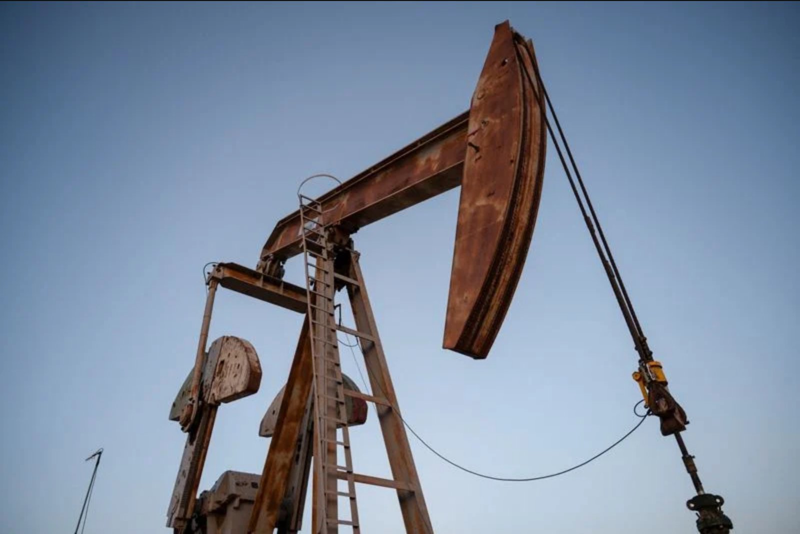 Oil Surges as Gulf Hostilities and U.S. Blockade Heighten Market Risks