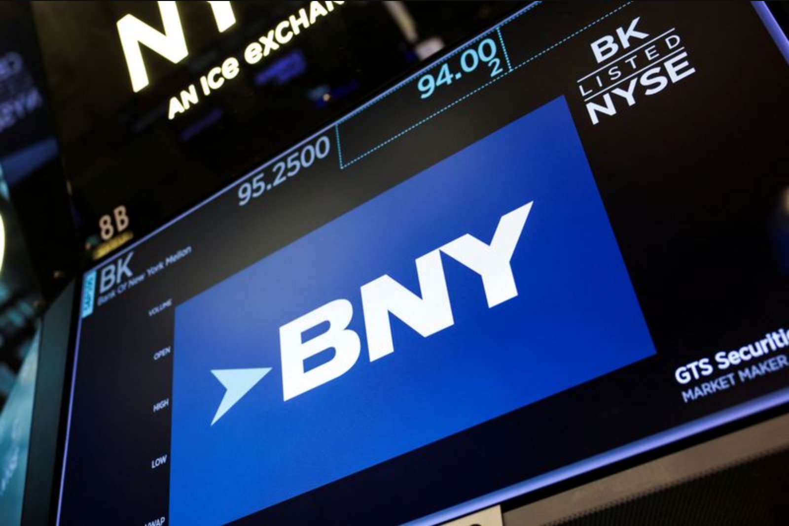 BNY Mellon Posts Higher Quarterly Profit as Fees and Interest Income Climb