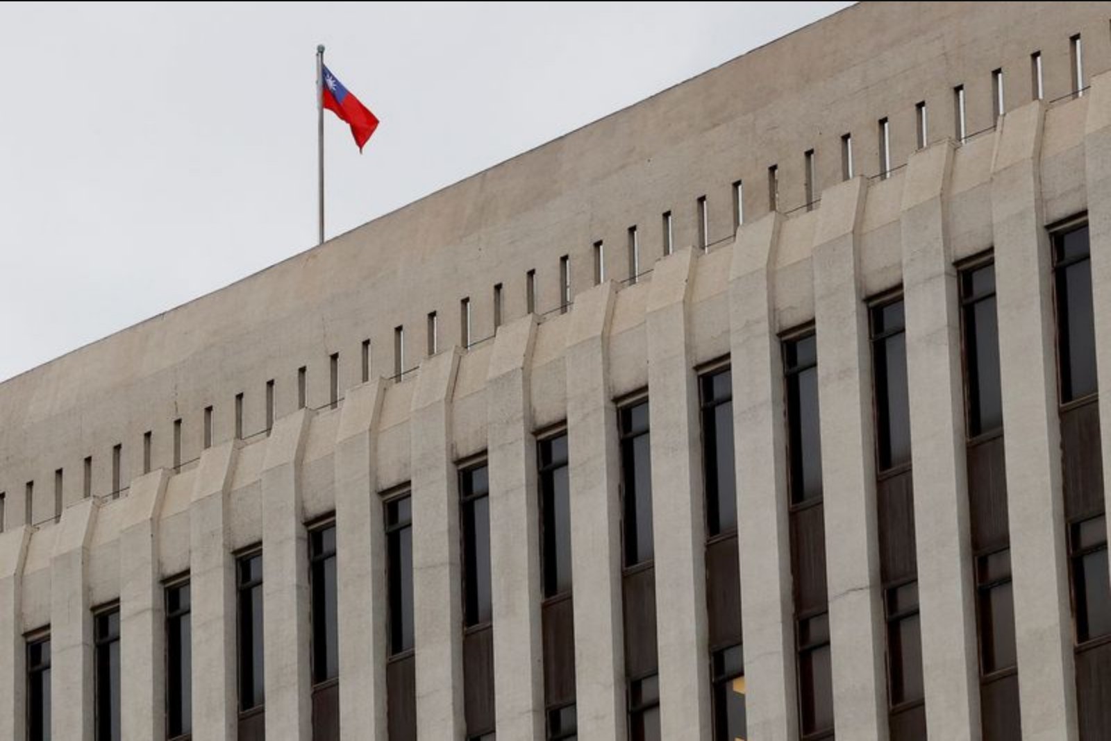 Taiwan’s Central Bank Seen Keeping Rates Unchanged as Growth Holds Strong