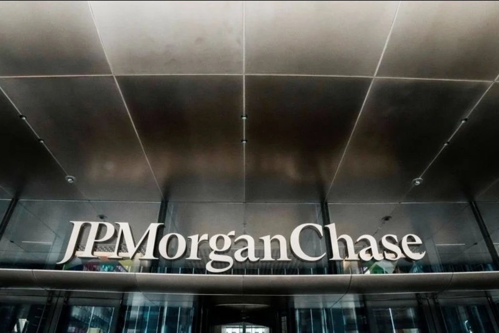 JPMorgan Names Ben Walter to Head Workplace Solutions as Vince La Padula Departs for IRS