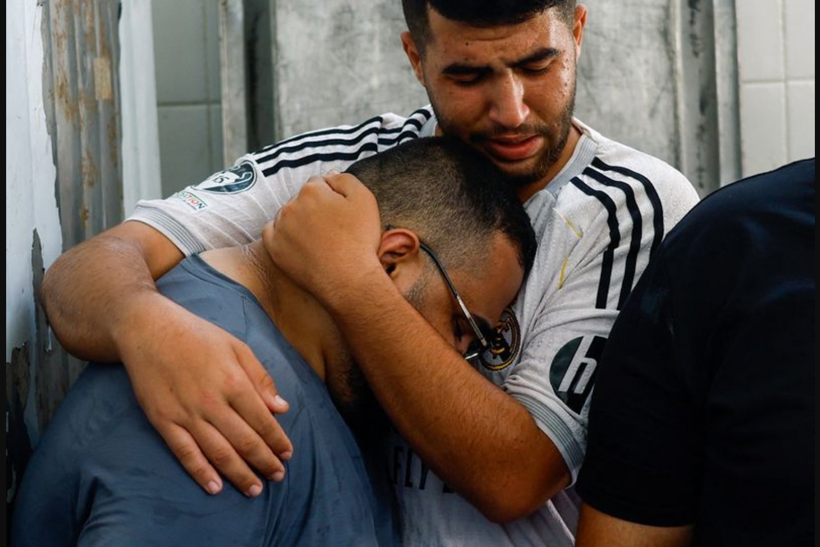 Air strike in central Gaza kills three, including a child, health ministry says