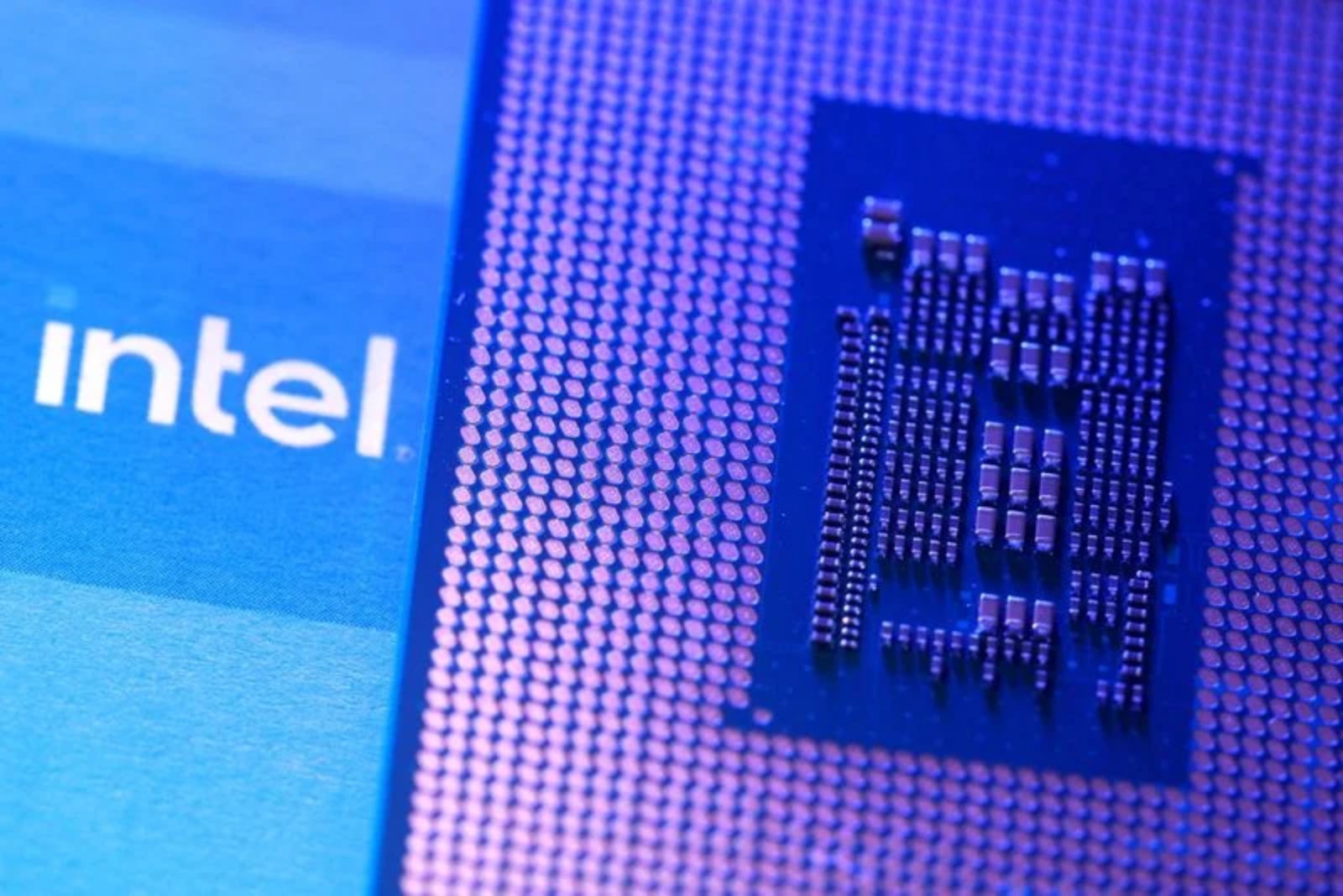 Intel begins production trials with ASML's next-gen High NA EUV for Panther Lake chips