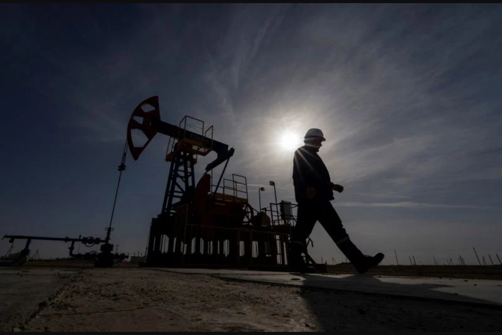 Oil jumps over $1 after U.S. launches new strikes on Iran