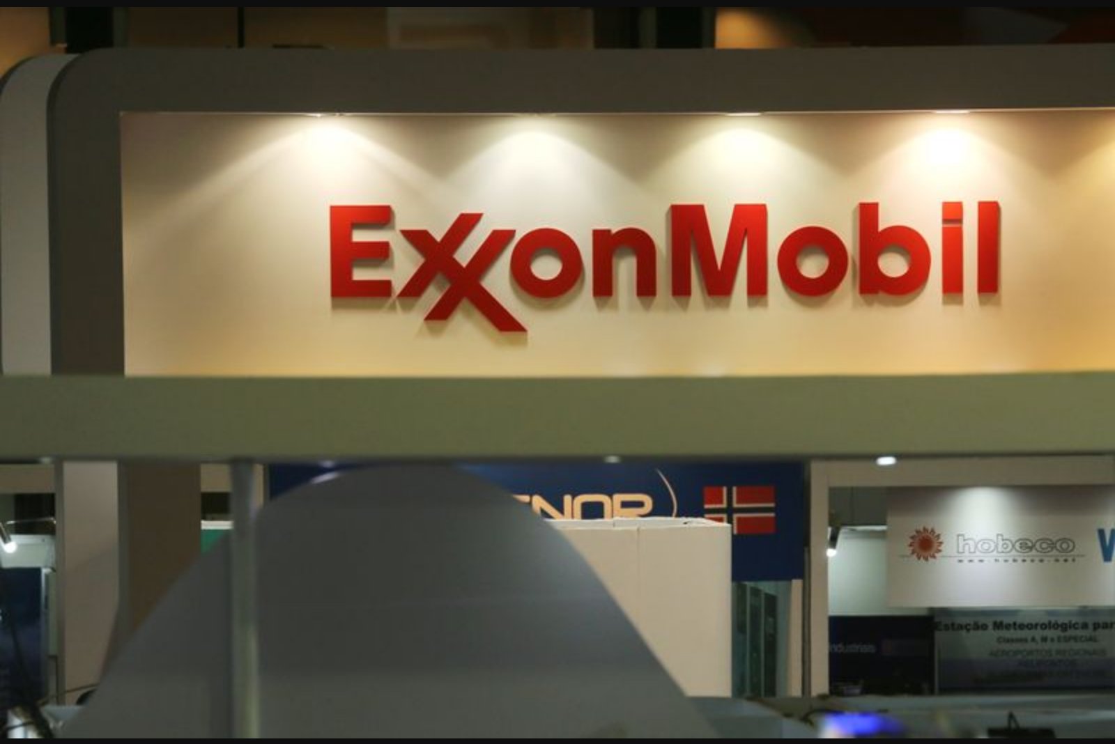 Exxon Plans Technical Visit to Venezuela Pending Logistics, Executive Says