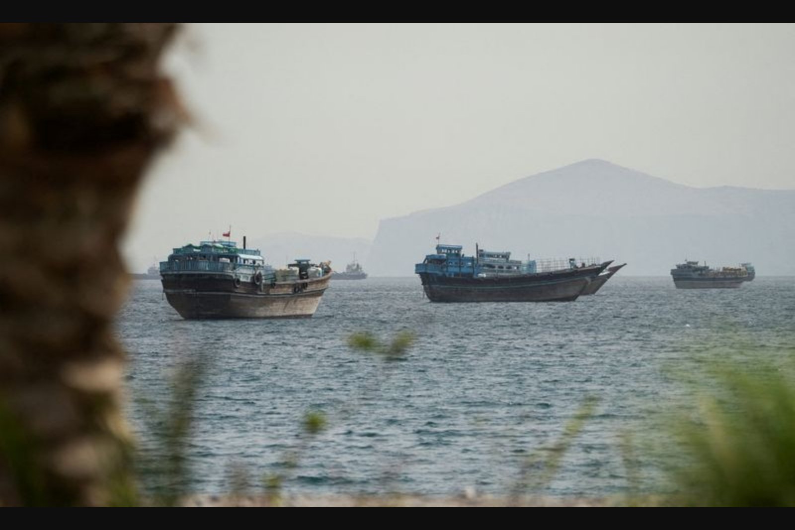Brent Nears $100 After U.S. Strikes in Iran Undermine Hopes of Reopening Strait of Hormuz