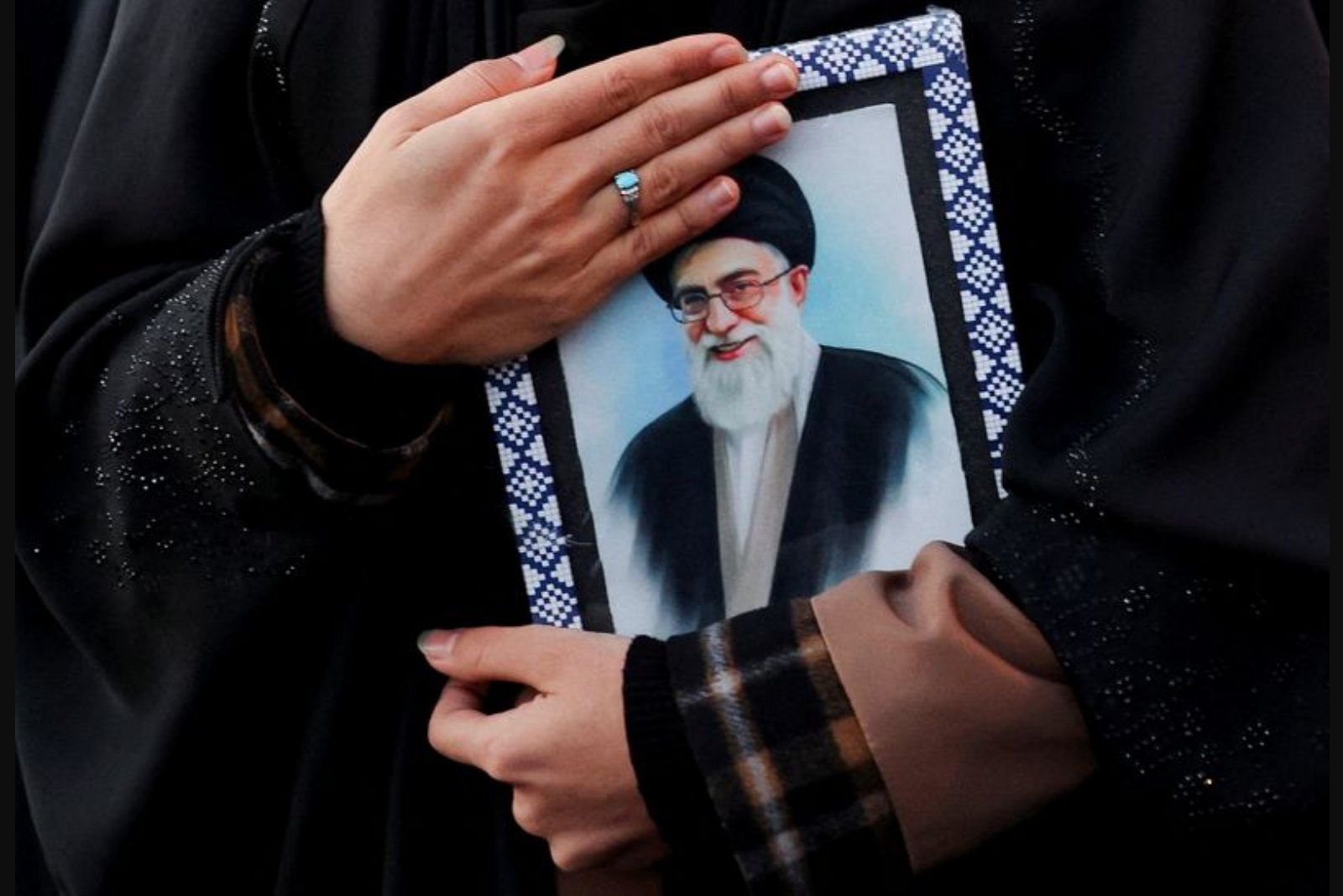 U.S. Officials Doubt Immediate Fall of Iran’s Theocratic System After Khamenei Killing
