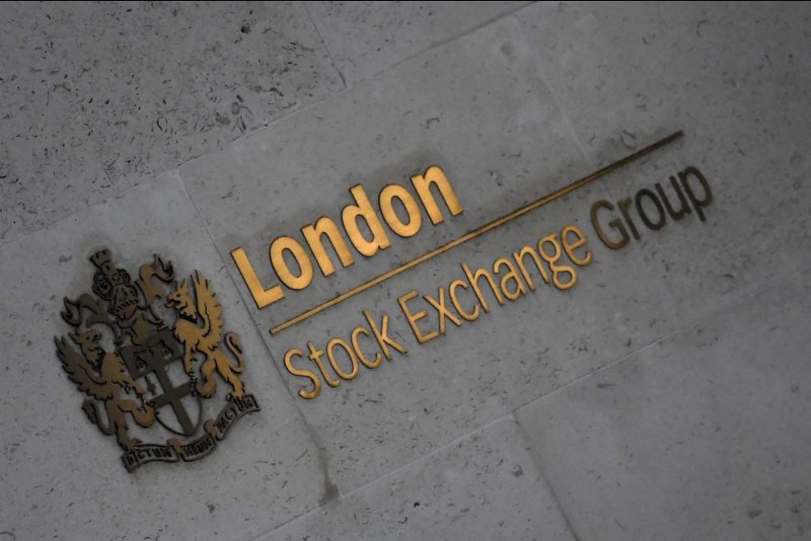 UK Stocks Tick Up After Softer April Inflation, Investors Cautious on Durability