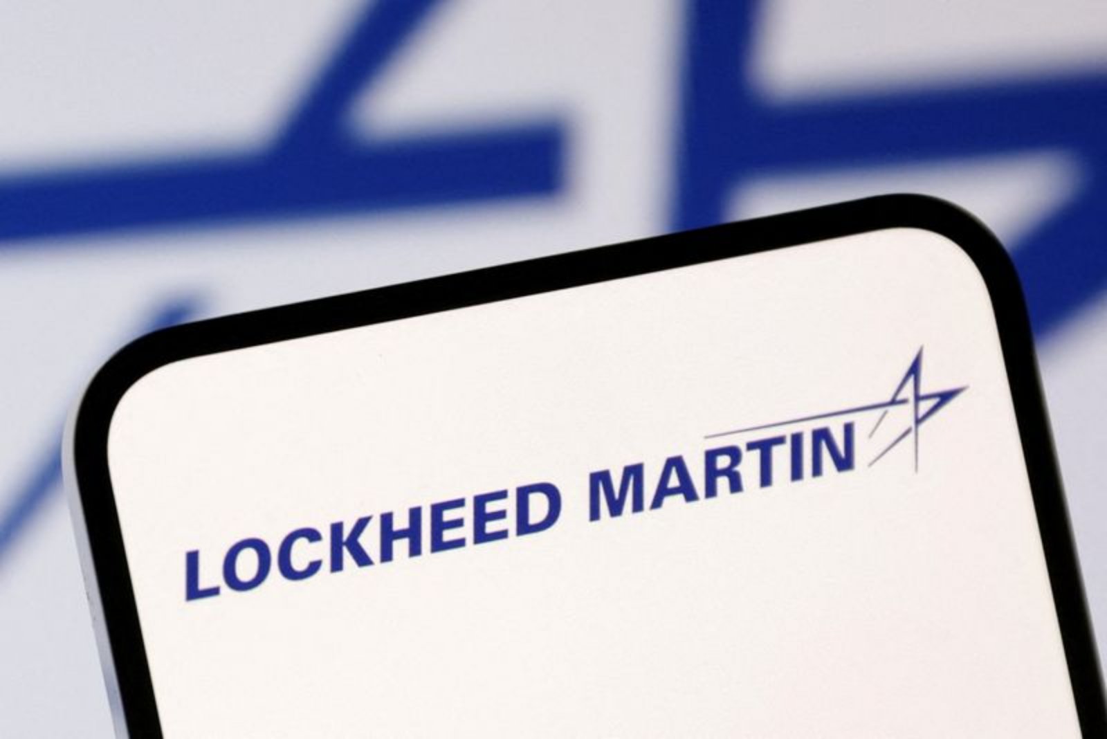 Lockheed Martin Q1 Profit Declines as Cost Overruns and Production Slowdowns Weigh