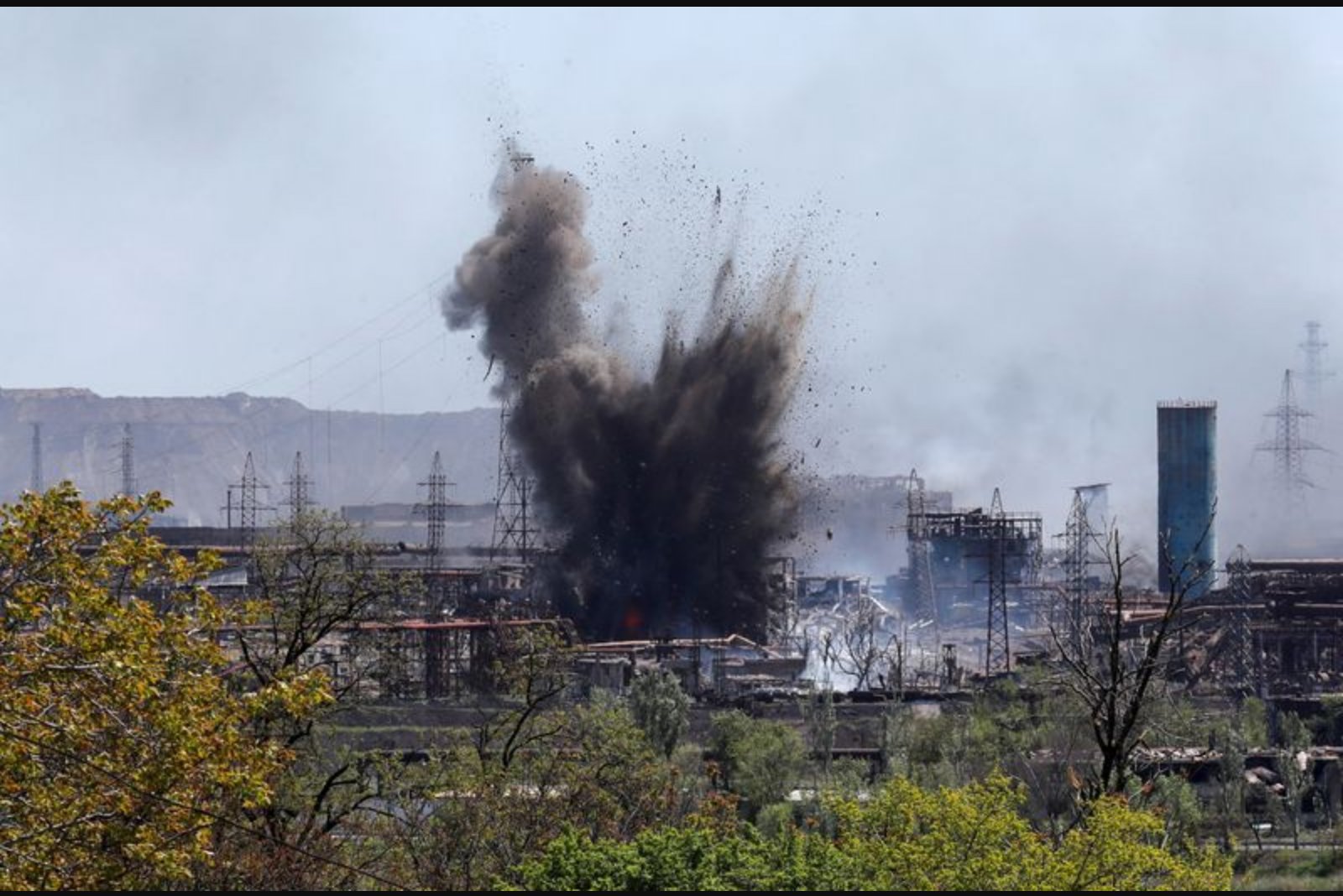 Rebuilt Azov Corps Turns Focus on Mariupol, Launches Drone Strikes on Port and Supply Nodes