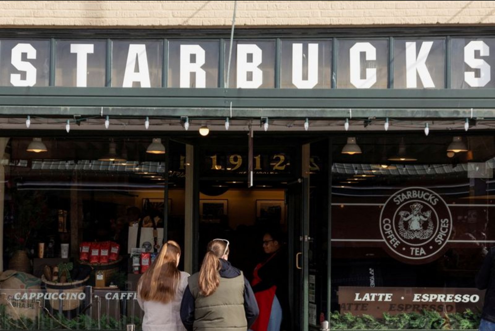 Starbucks Charts Return to Pre-Pandemic Margins, Lays Out Growth Targets at First Investor Day Under Niccol