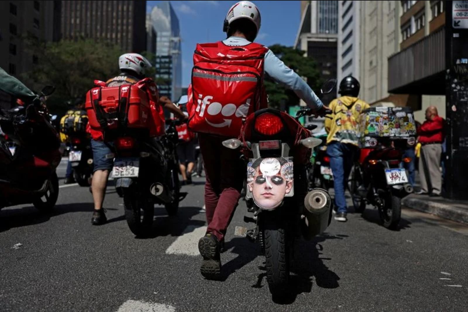 Brazil rolls out subsidized motorcycle loans for app-based delivery workers