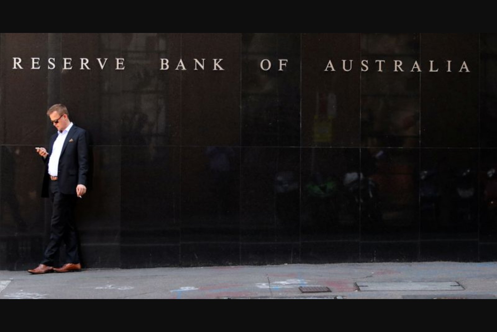 Economists Increase Odds of RBA Rate Rise After Oil-Driven Inflation Warning