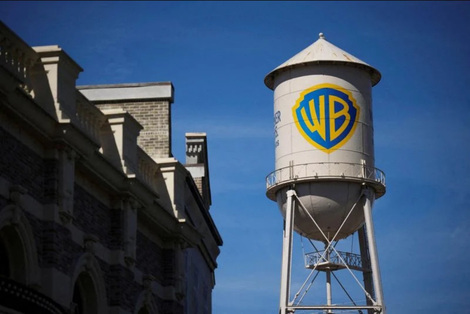 UK Signals Possible Intervention in $110 Billion Paramount-Skydance Bid for Warner Bros Discovery