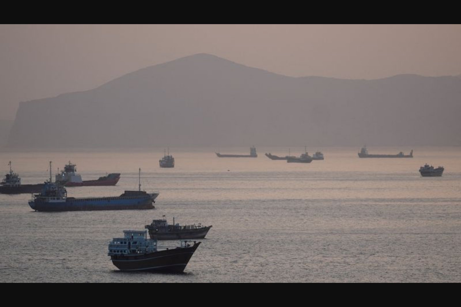UAE Rejects Any Sole Iranian Arrangement for Strait of Hormuz as Diplomacy Stalls