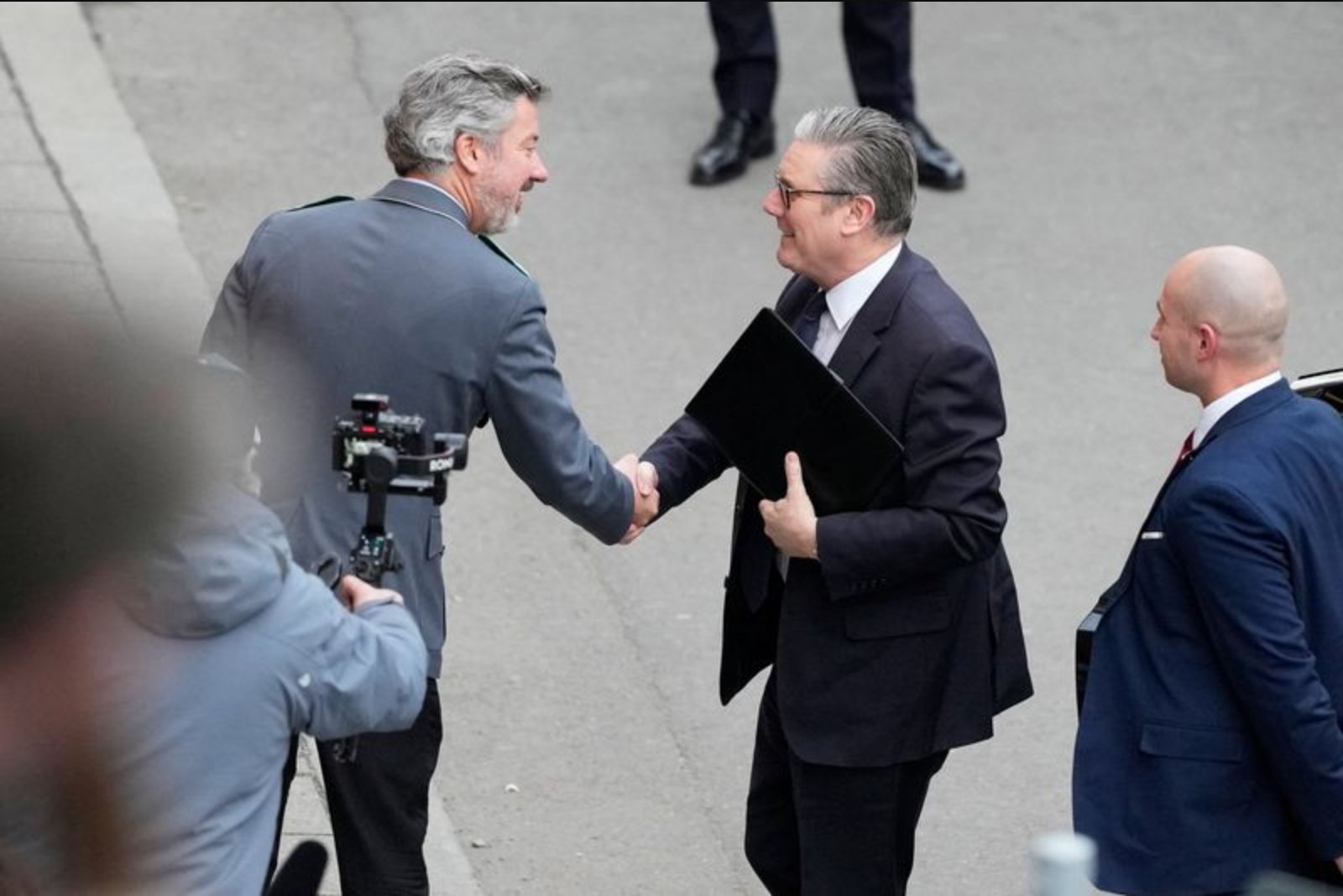 Starmer Calls for Closer UK-Europe Defence Cooperation to Reduce US Burden