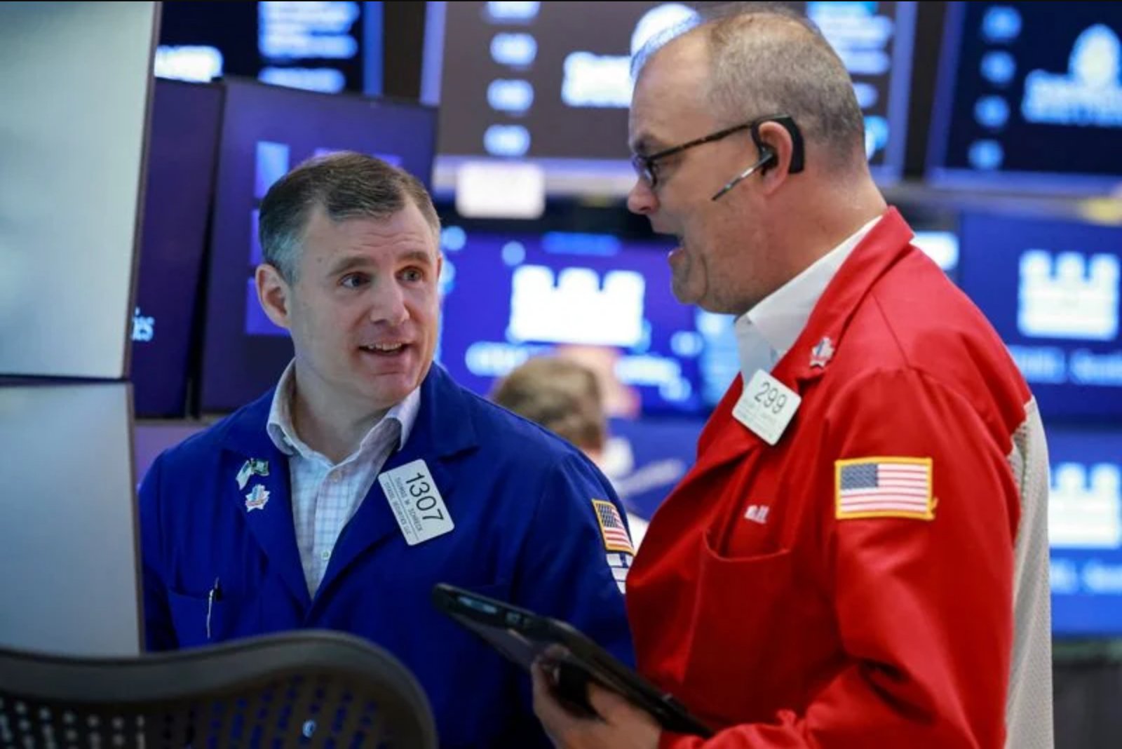 Market Resilience Amidst Sector Shifts: Dow and Russell 2000 Reach New Heights