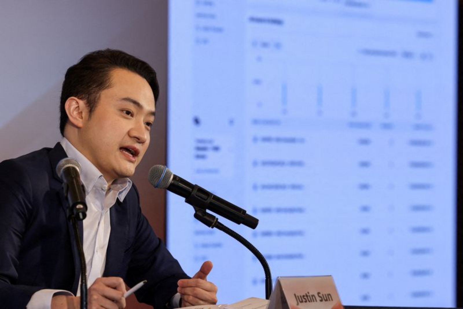 Investor Justin Sun Says Trump-Linked Crypto Firm Built Hidden Tool to Freeze WLFI Tokens