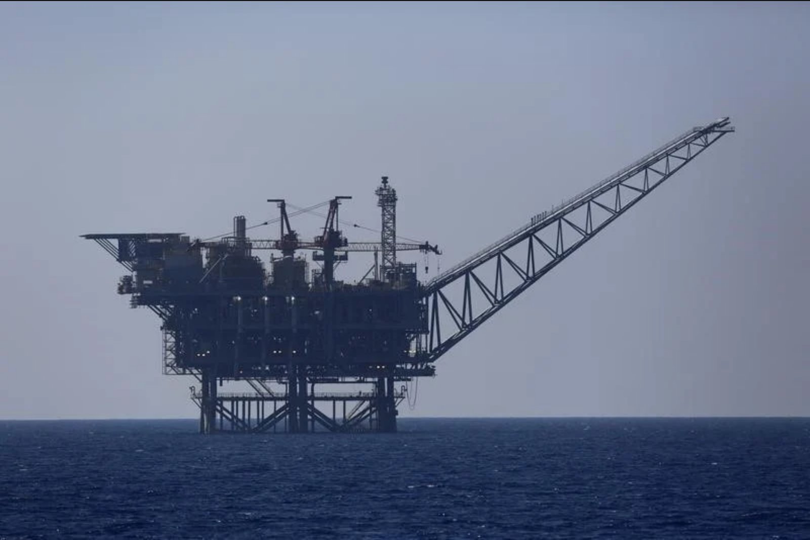European Gas Prices Retreat, Poised for First Quarterly Drop in Over a Year