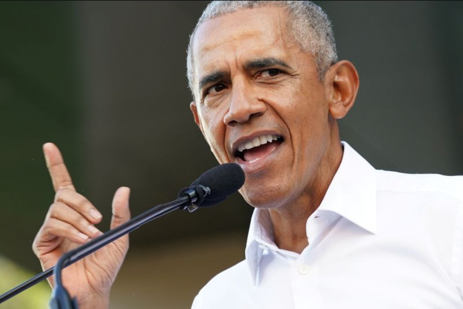 Obama’s Voice Looms Large as Virginia Vote on Congressional Map Turns Into a National Fight