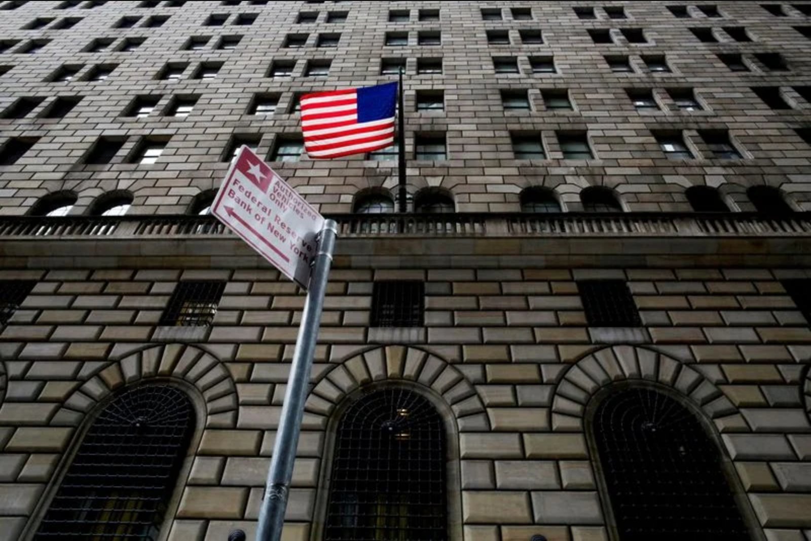 NY Fed: Global Supply-Chain Strain Eased in June as Strait of Hormuz Transit Partially Resumes