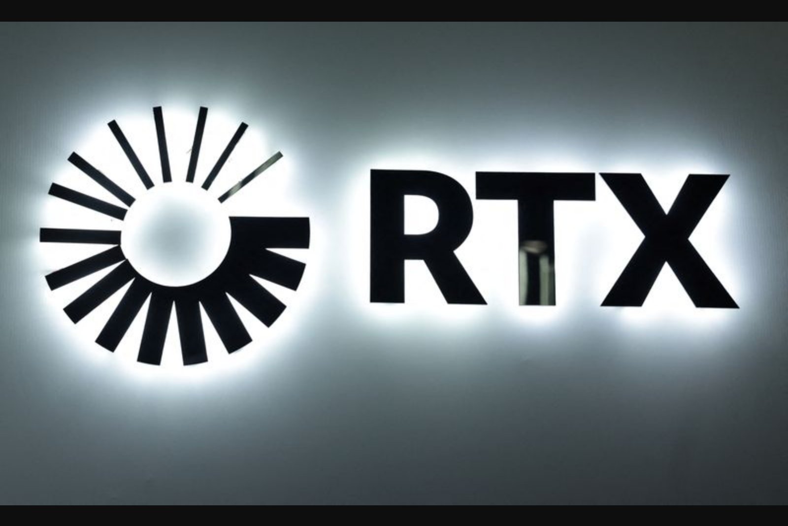 RTX Reports Strong Q4 Revenue on Engine Sales and Elevated Maintenance Demand