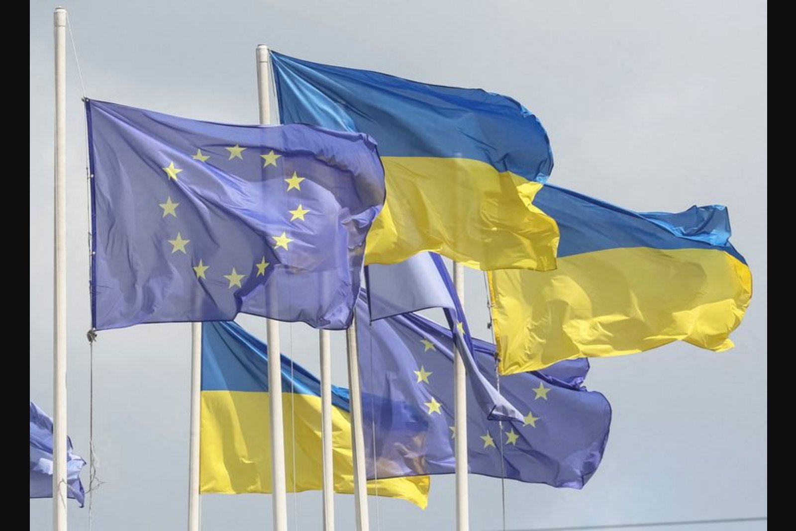 EU Signs Off on 90 Billion Euro Loan to Ukraine and Unblocks 20th Sanctions Package Against Russia