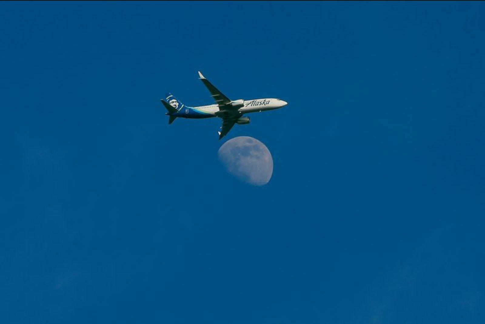 Alaska Air Withdraws 2026 EPS Guidance as Jet Fuel Costs Spike