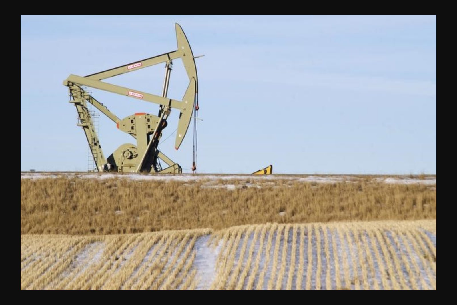 Oil jumps over 3% after Iran-linked strike damages fully loaded tanker at Dubai port