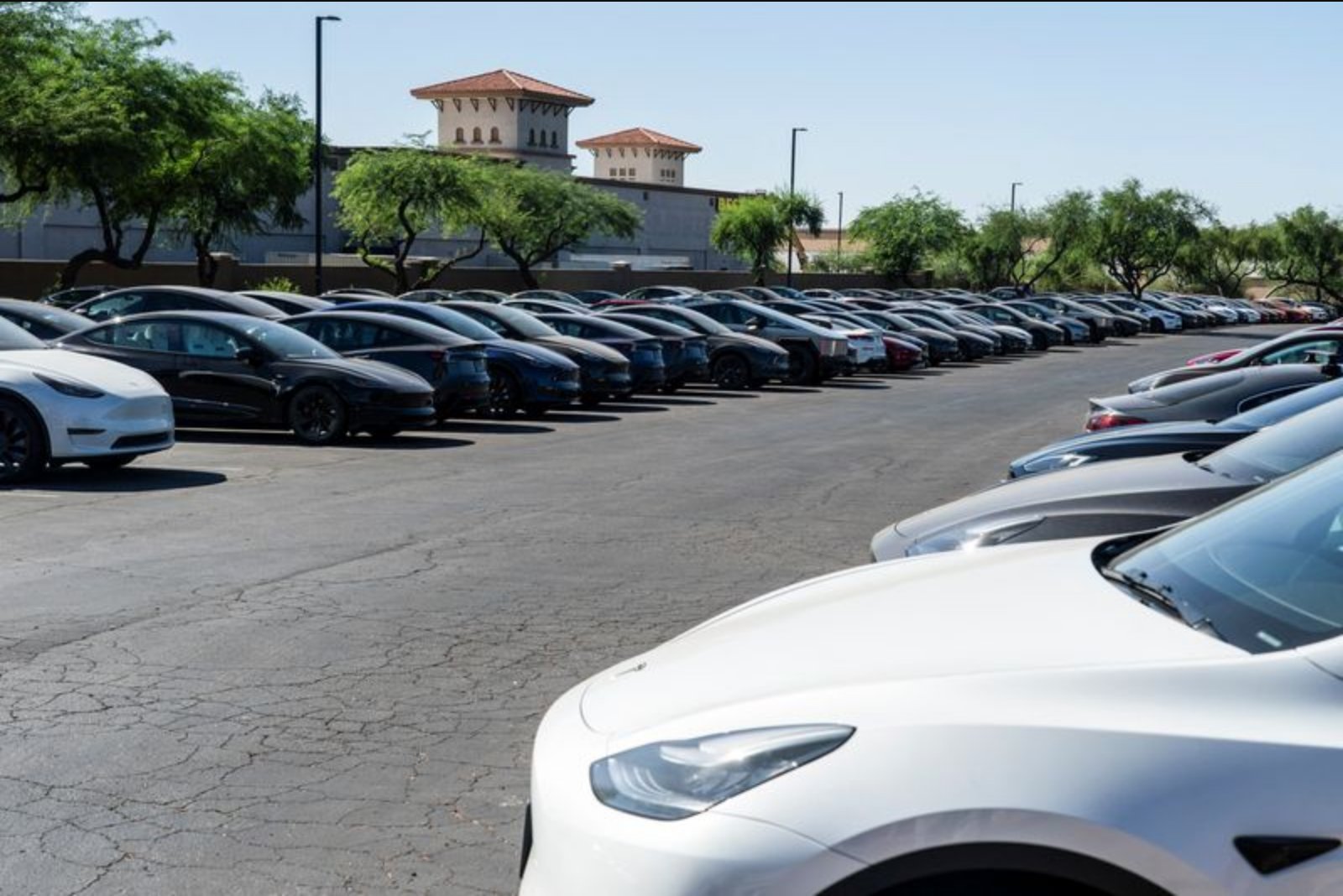 Used EV Market Broadens as Prices Drop and Reliability Improves