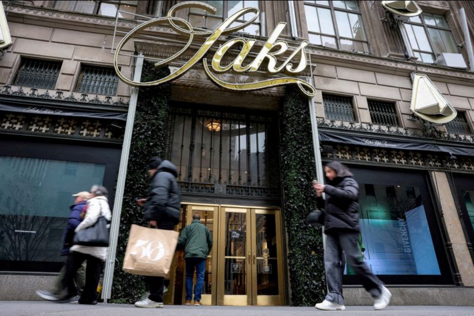 Saks Global to Close 15 Additional Stores as Restructuring Nears Completion