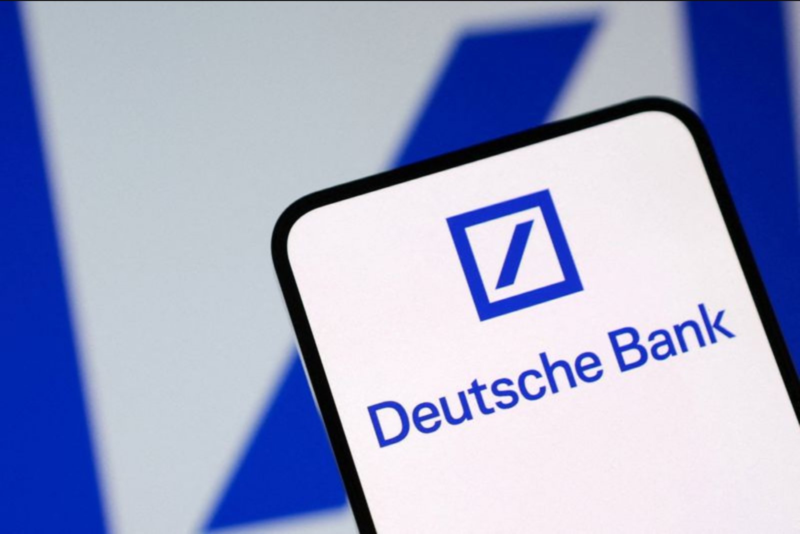 Deutsche Bank Delivers Biggest Annual Profit Since 2007 Amid Ongoing Money-Laundering Probe