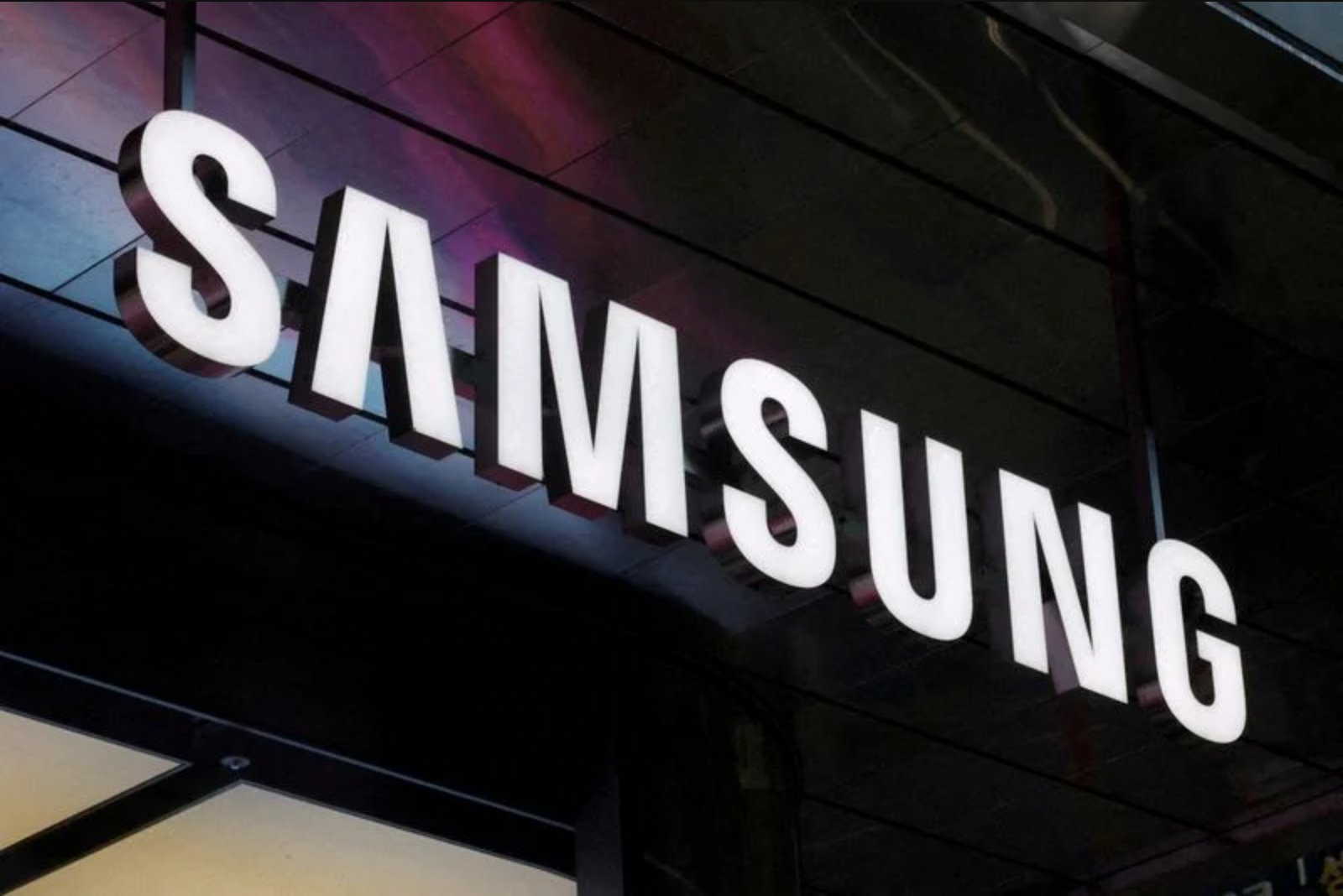 Samsung’s blockbuster forecast, but markets recoil as AI-led rally shows strain