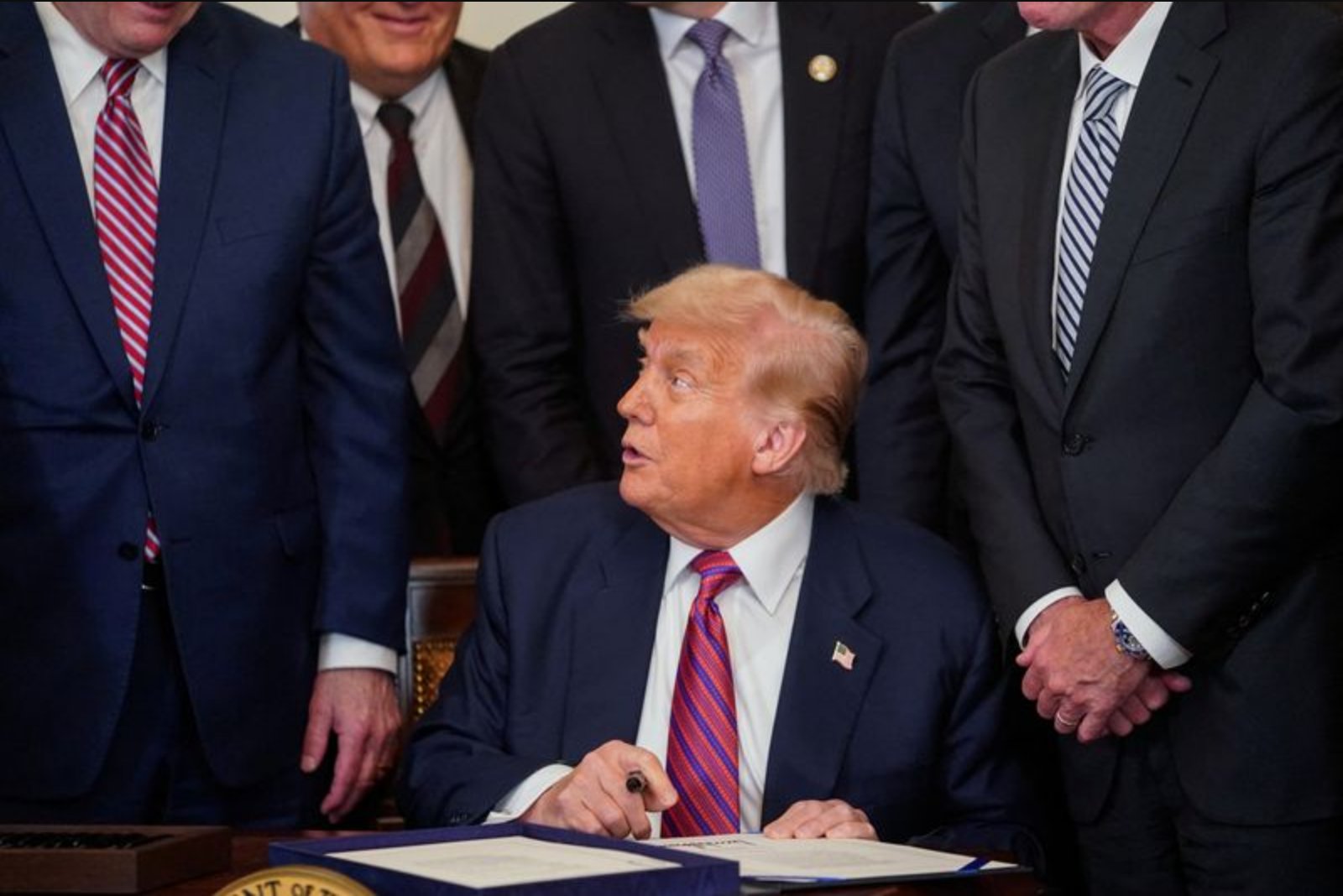 Trump-linked USD1 Stablecoin Briefly Falls Below Par After Reported Attack, Then Recovers