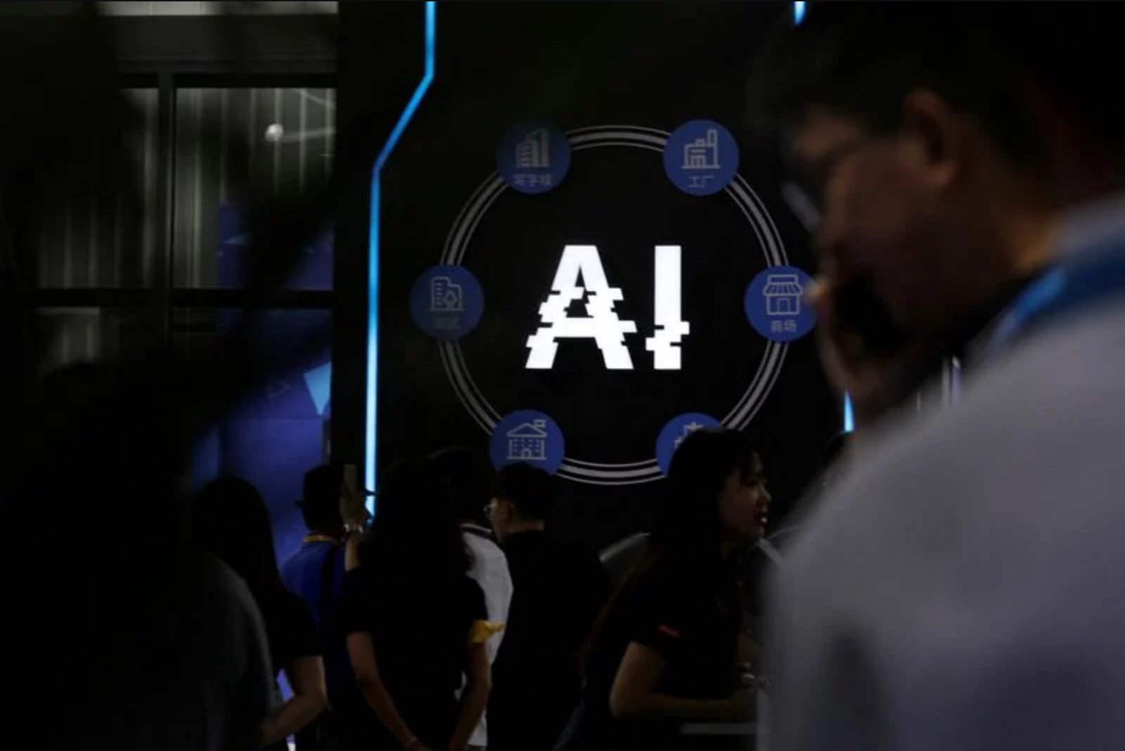 U.N. Scientific Panel Flags Vast Promise and Serious Dangers in Rapid AI Rollout