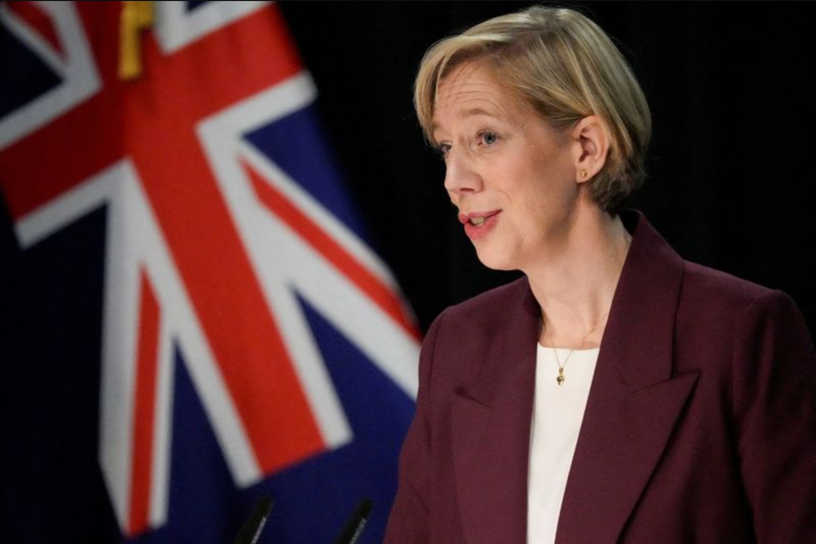 New RBNZ Governor Emphasises Clarity as Bank Keeps Rates Steady in First Policy Meeting