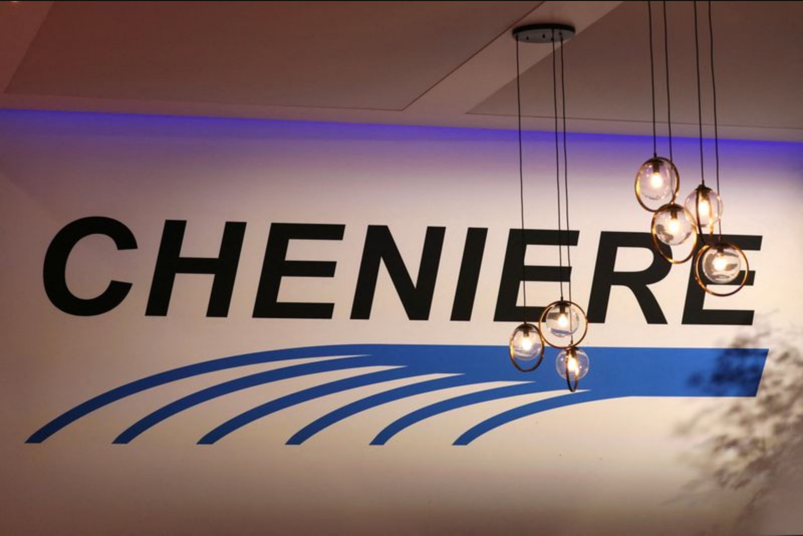 Cheniere flags earnings strain from Middle East-linked shipping disruptions after Q1 loss