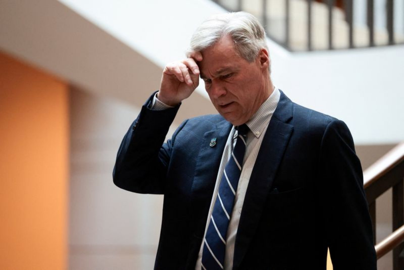 Senate Democrats to Restart Talks on Permitting Reform After Federal Review Moves