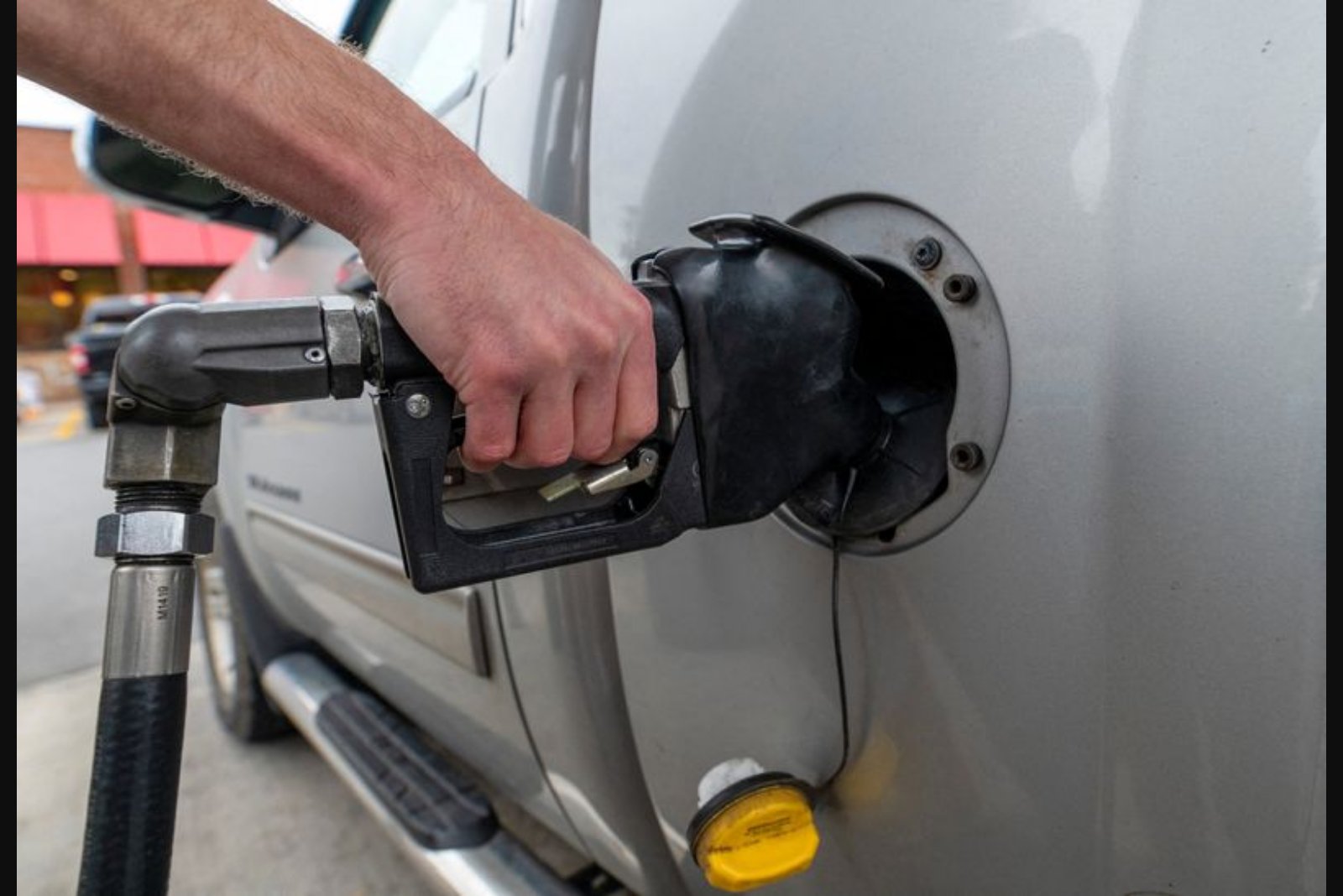 U.S. Pump Prices Head Back Toward $3 as Tensions With Iran Disrupt Oil Flows