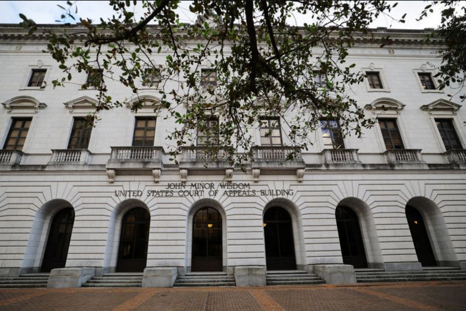 Appeals Court Upholds Administration’s Mandatory Immigration Detention Policy