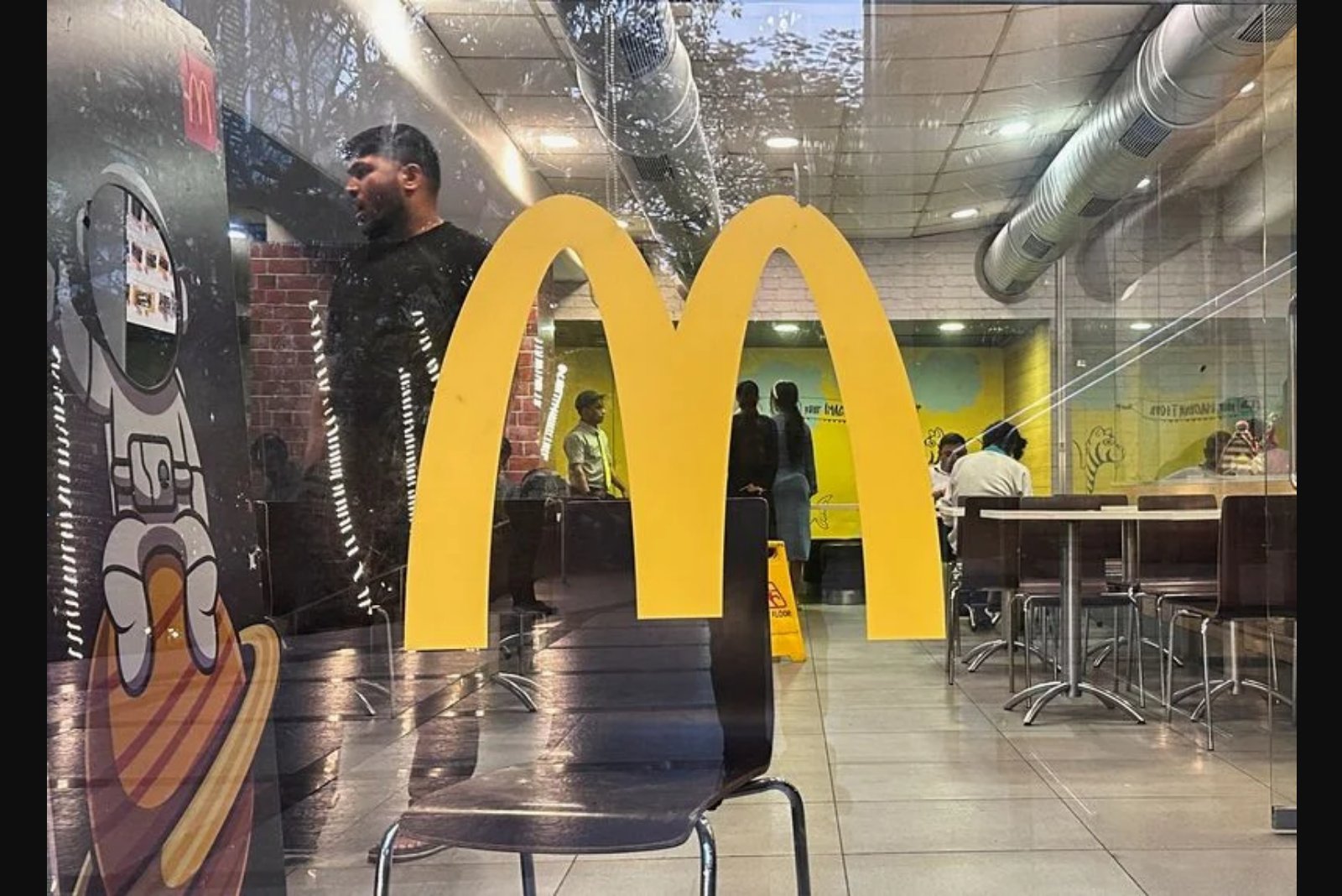 McDonald’s Unveils 'McDonald’s>NEXT' Strategy Aimed at Simplifying Operations and Reconnecting with Value-Seeking Customers