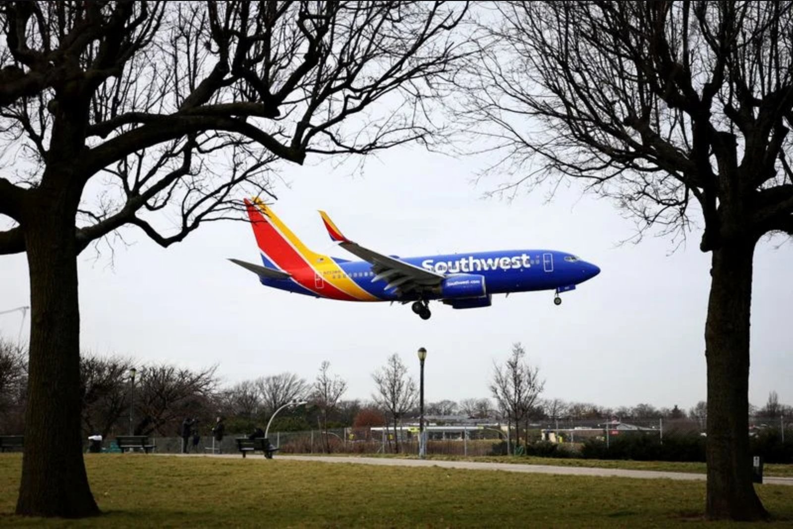 Southwest Pursues Service Overhaul as 737 MAX 7 Readied for 2027 Entry